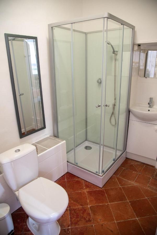Etape Gimontoise 32 "Chambre Tout Confort" ภายนอก รูปภาพ